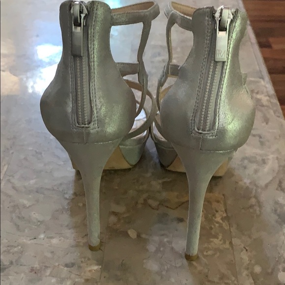 Pelle Moda Platform Sandals - Picture 3 of 8